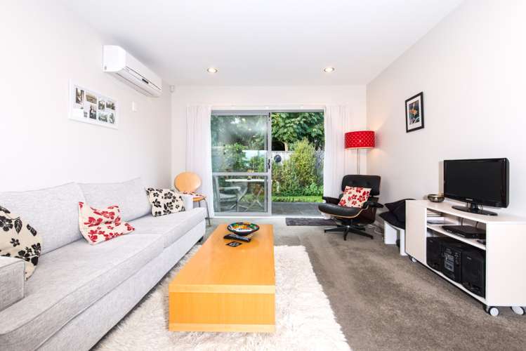 7/68 Fonteyn Street Avondale_0