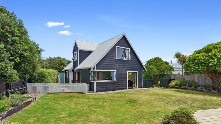 16 Ngapaki Street Waikanae Beach_25