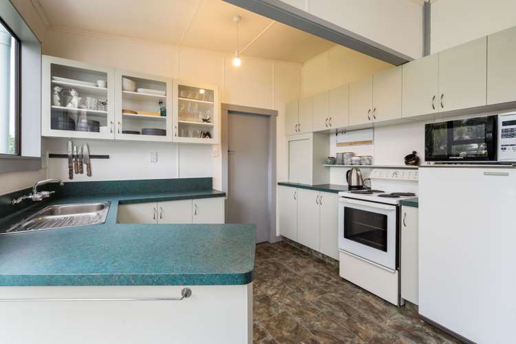 178 Bay View Road South Dunedin_5