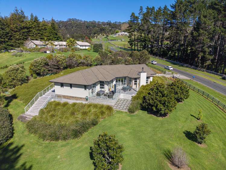 45 Manuka Grove Helensville_25