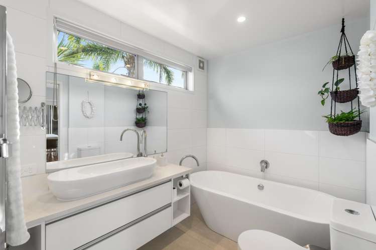 203A Philomel Road Whangamatā_21