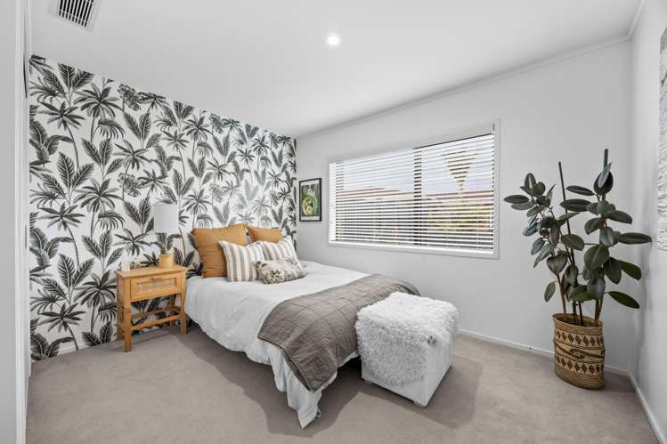 36 Galloway Crescent Farm Cove_16