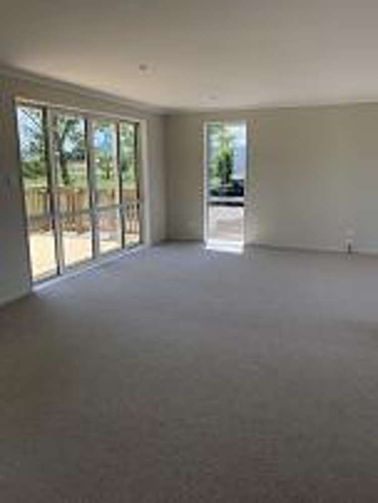 Address withheld Waitakaruru_1