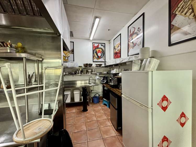 6/62-78 Hurstmere Road Takapuna_14