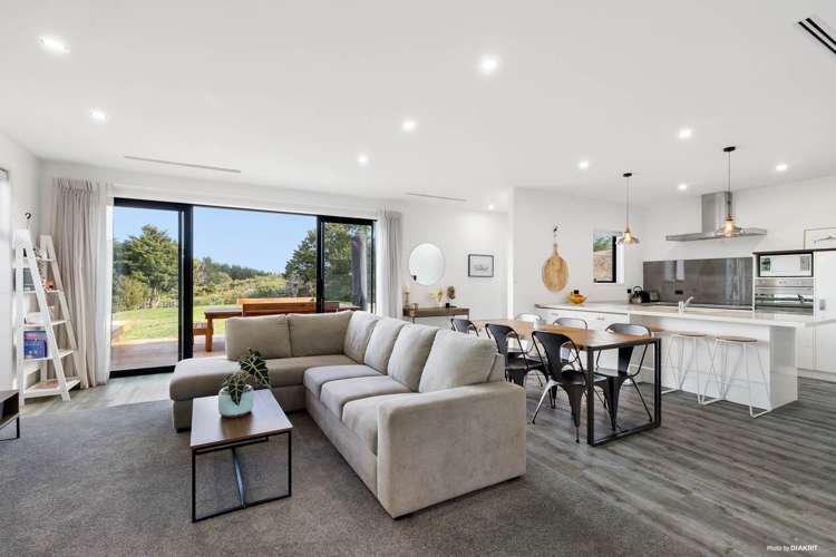 18 Niccone Place Bombay_2