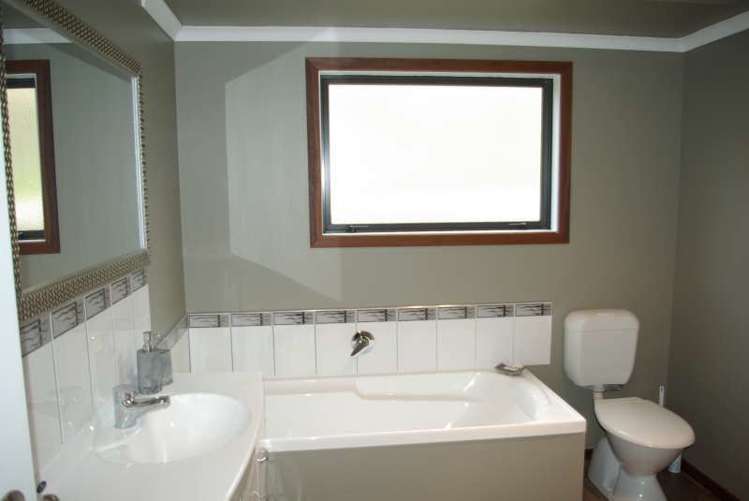 219 Forest Road Oruanui_8