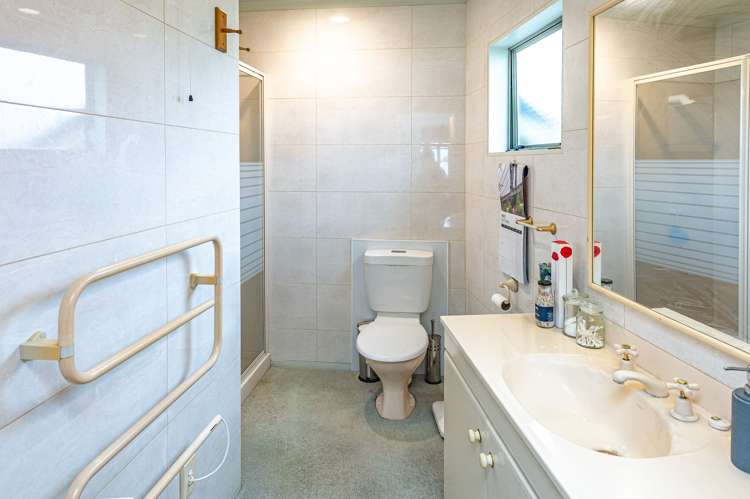 11 Gumtree Rise Otamatea_10