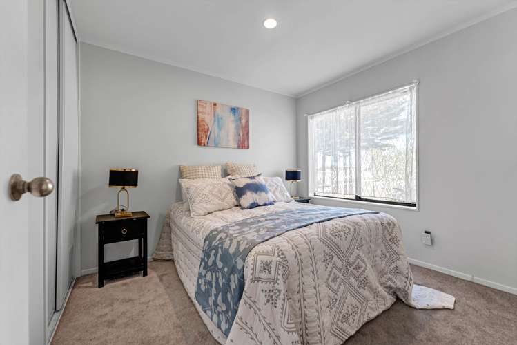 2 Skelton Avenue Manurewa_11