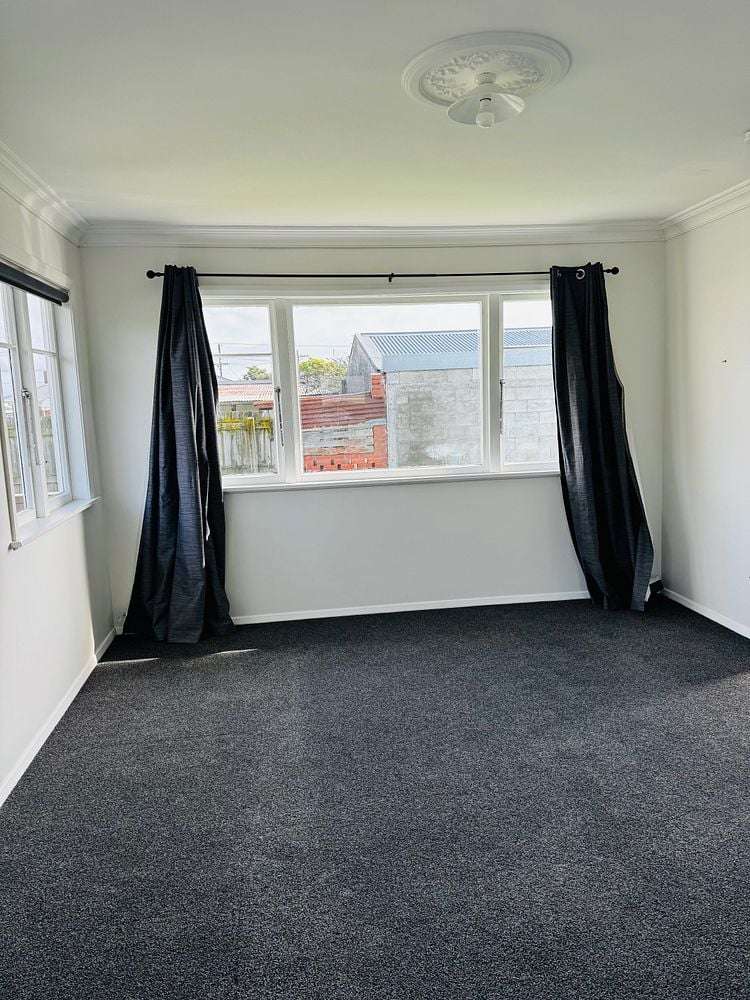 616A Queen Street East Levin_11