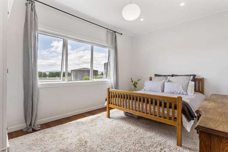 777 North Road Clevedon_13