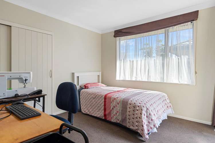 15 Kingsford Drive Stoke_16