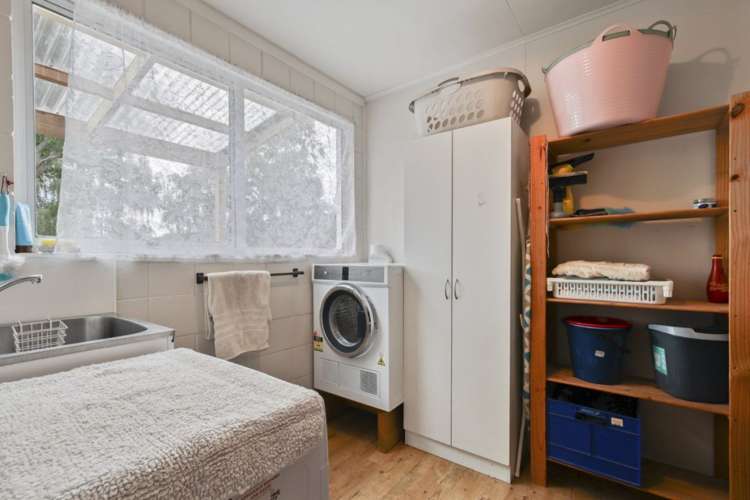 677 Woodstock Road Burnt Hill_16