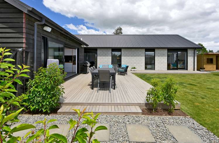 64 Lewis Crescent Rolleston_0