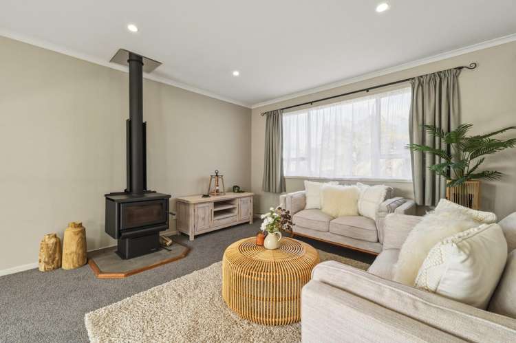 22 Pandora Avenue Sunnybrook_3