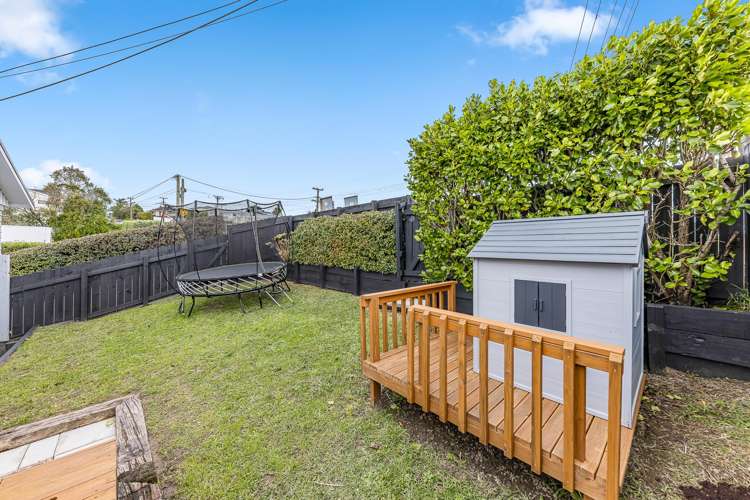 1/19 Seaview Road Glenfield_22