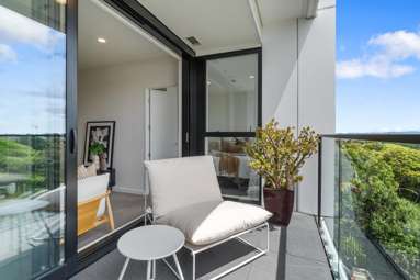 215/19 Rawene Road_1