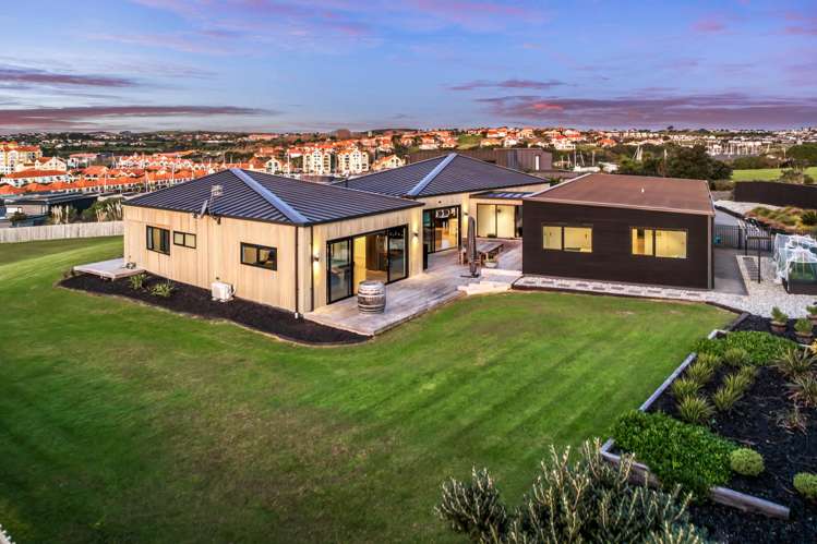 7 Laguna Place Matakatia_13