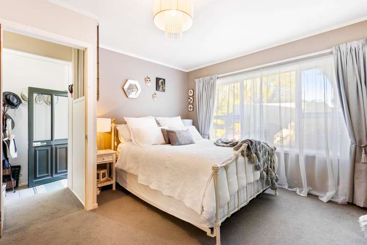 44 Huia Road Titirangi_11