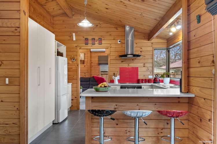 7 Prestwick Place Wattle Downs_4