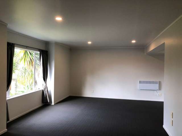 47 Burswood Drive Pakuranga Heights_1