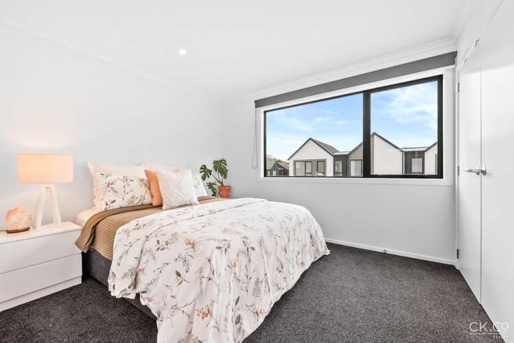 3 Reakes Crescent Wallaceville_10