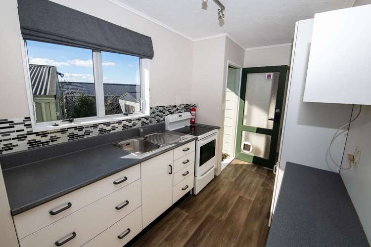 41 Outram Grove Kelson_4