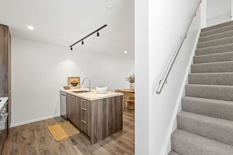 2/25 Alexandra Street_5