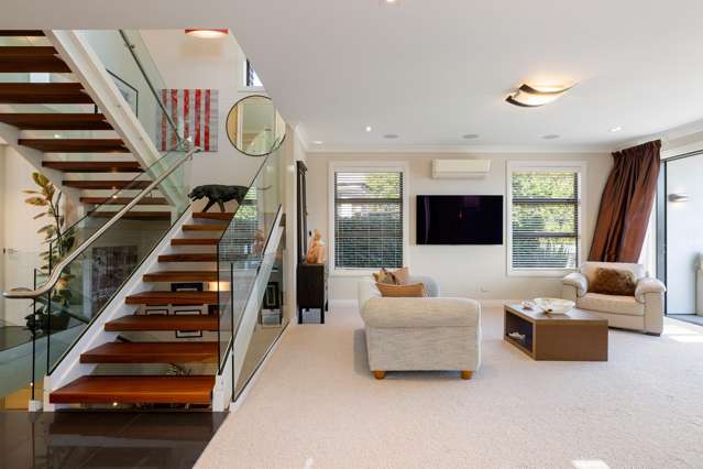 5 Lake Domain Drive Hamilton Lake_3