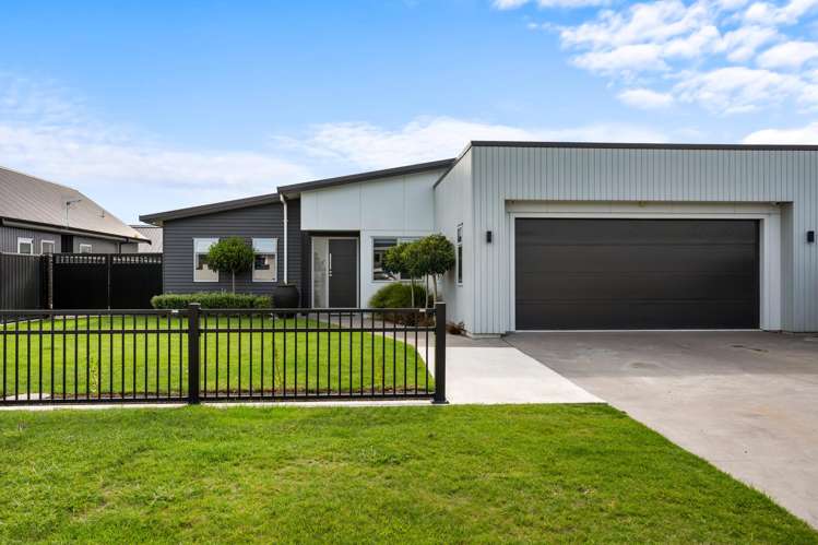 42 Arbuckle Road Frimley_18