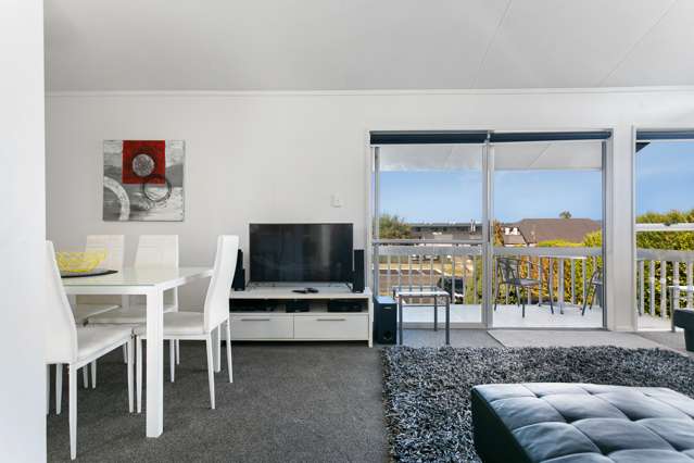 2/112 Roberts Street Taupo_3