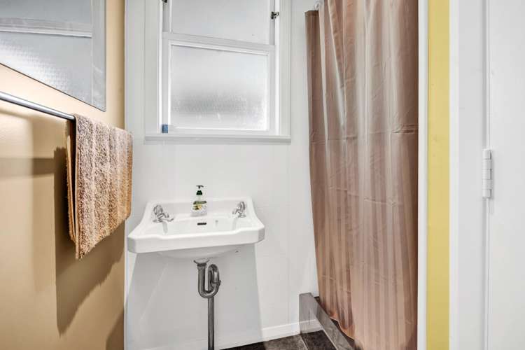 48A-B Whangamomona Road Whangamomona_23