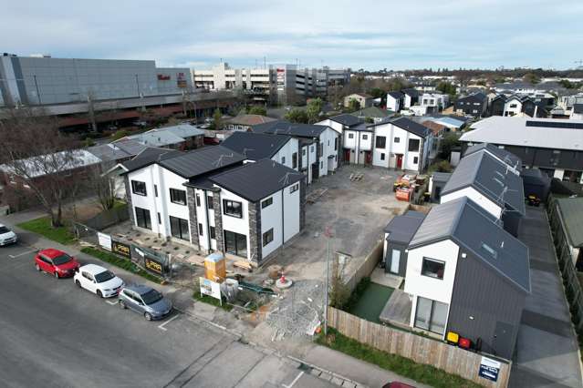 3/60 Division Street Riccarton_1