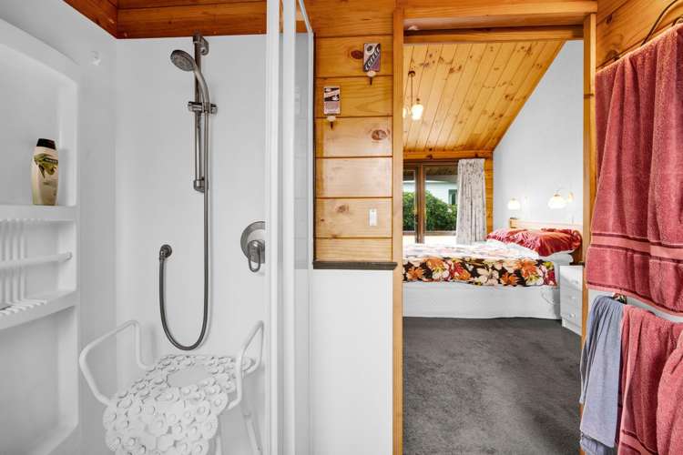 16 Heaphy Road Opunake_19