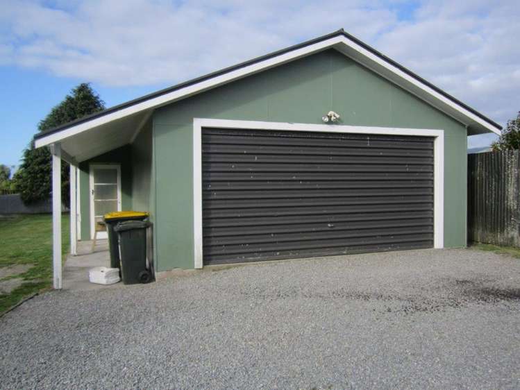 68 Moorhouse Street Ross_17