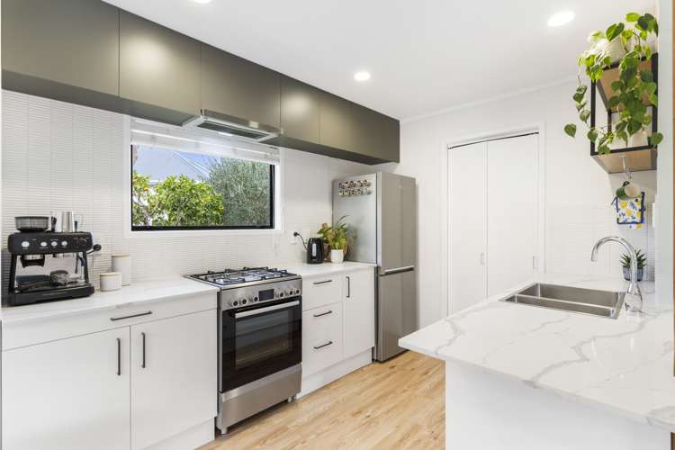 2/178 Onewa Road Birkenhead_5