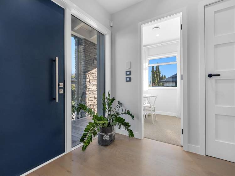 138 Grace Road Avenues_10