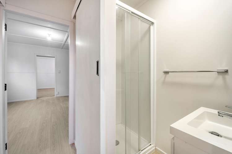 123 Bellevue Road Brookfield_11