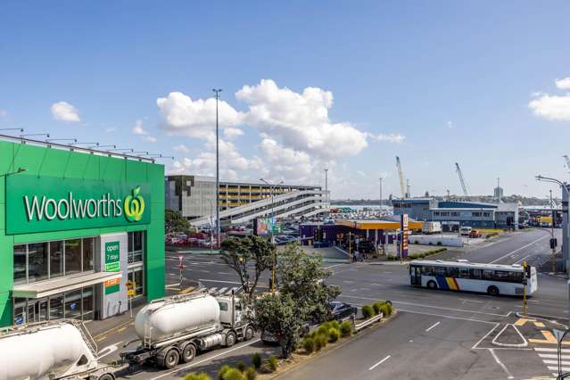 203/2 Dockside Lane Auckland Central_2