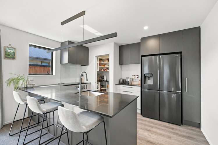 8 Edlin Lane_1