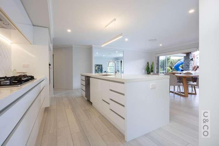 19 Riverhead Point Drive Riverhead_15