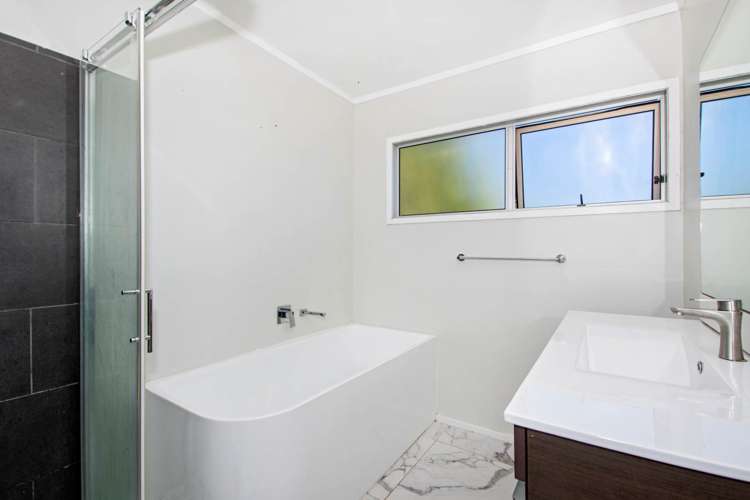 2 Bellbird Avenue Onerahi_5