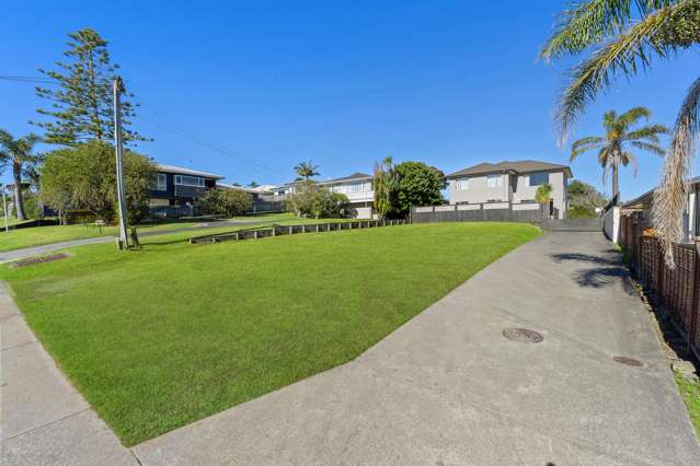 Rare Opportunity - Red Beach Section