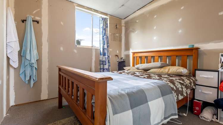 12 Moana Crescent_4