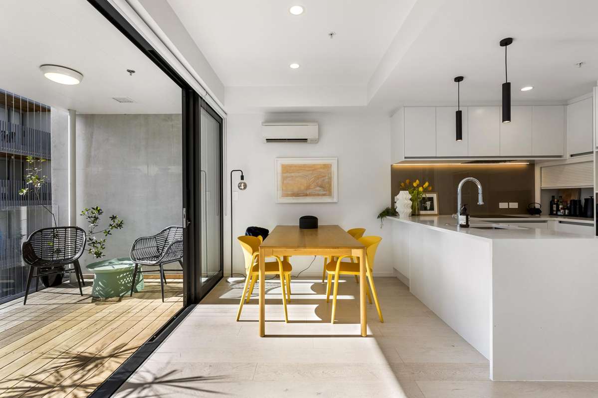 303/12 Vinegar Lane_1