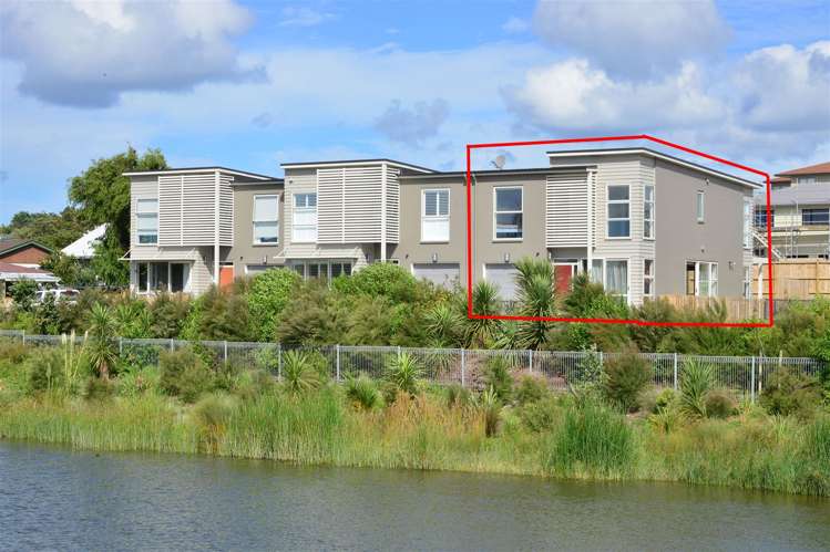 3 Couldrey Crescent Red Beach_20