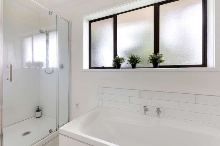 12 Ash Place Whalers Gate_17