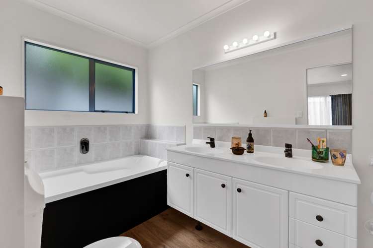 15a Bulteel Street New Plymouth Central_18