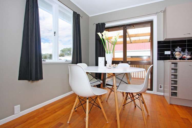 37 Coxhead Road Manurewa_3