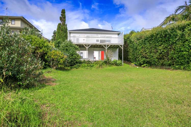 65 Churchill Road Murrays Bay_2