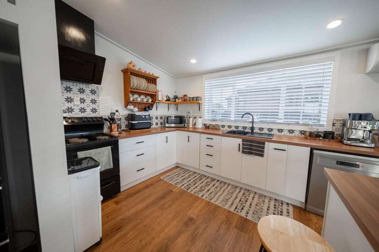 14 Bridge Street Tuatapere_5
